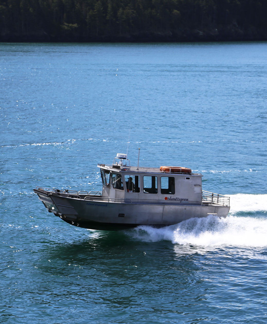 Boat-IEII beauty salon 15-1080